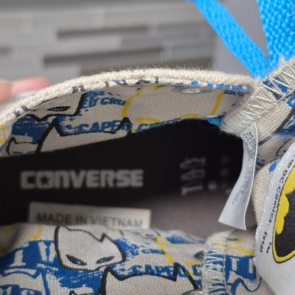 Converse All Stars Chuck Taylor Batman High Top Shoes Size Youth 13 - Picture 8 of 11